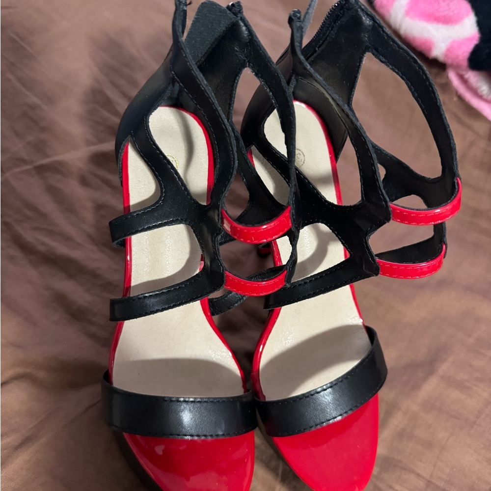 Zapato de plataforma súper alto